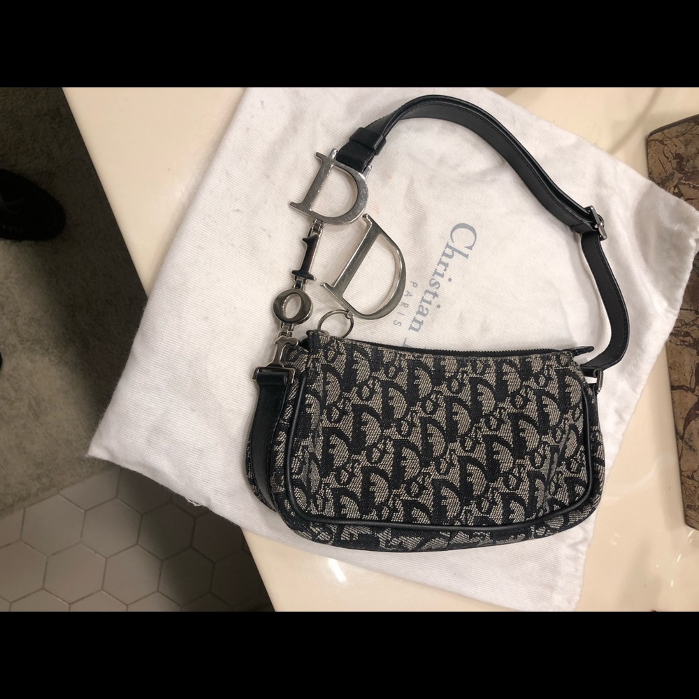 I love this bag is classic